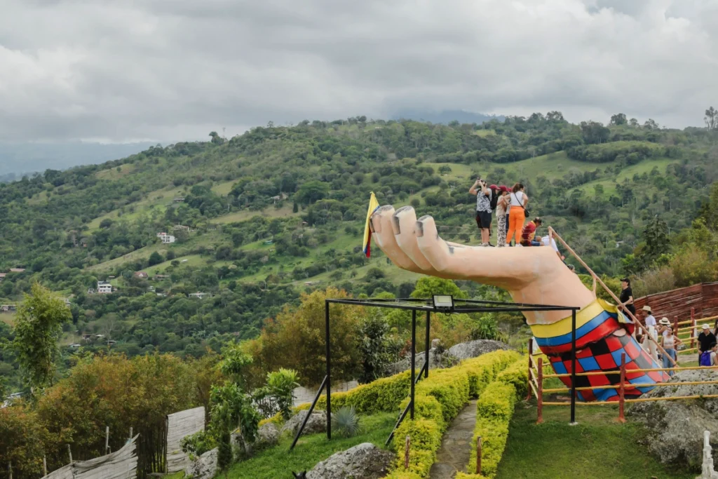 La mano del Colombiano