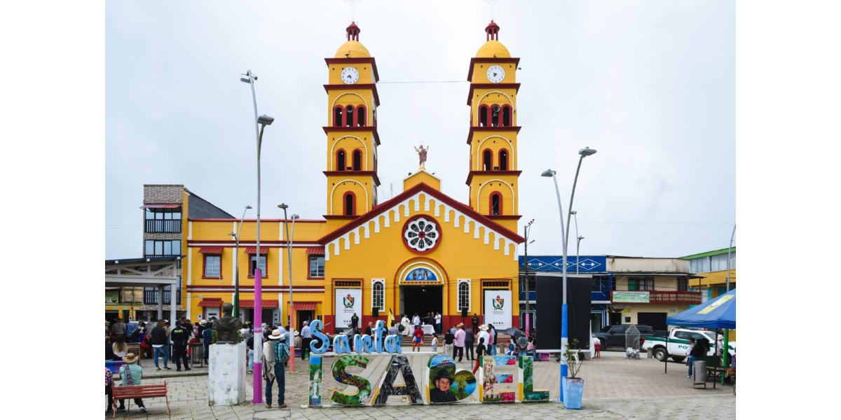 Foto representativa de la fachada de la Iglesia de Santa Isabel